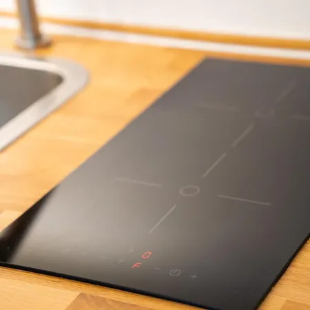 Loyd, - * Kranjska Gora